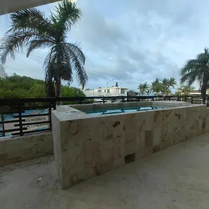 https://apt-beautiful-depto-breach-front.allrivieramayahotels.com
